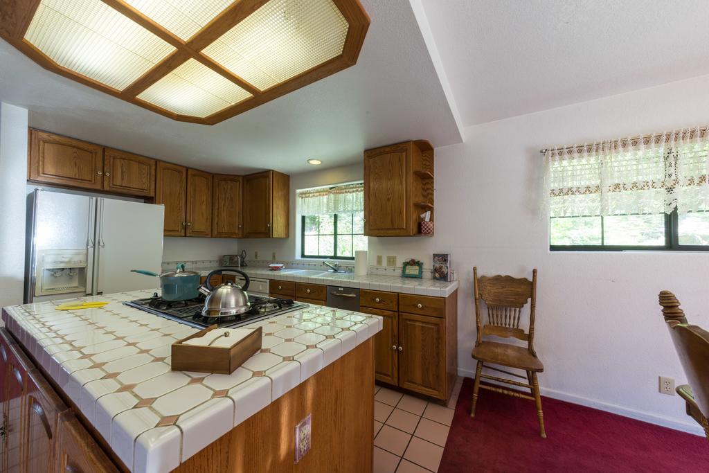 Inside Yosemite Mountain Beauty Villa Yosemite West Bilik gambar